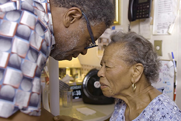 Thumbnail image for "Viviendo con Alzheimer: Aprovechando el Máximo de Cada Día"
