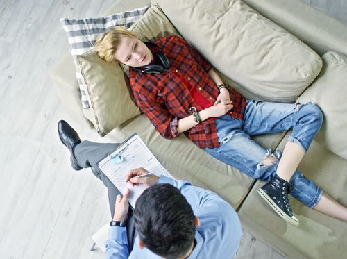 Thumbnail image for "What Does a Psychiatrist Do?"